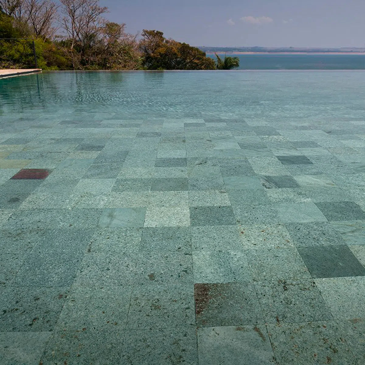 Pedra Hijau Premium 20x20cm Lisa, caixa com 1,00m²